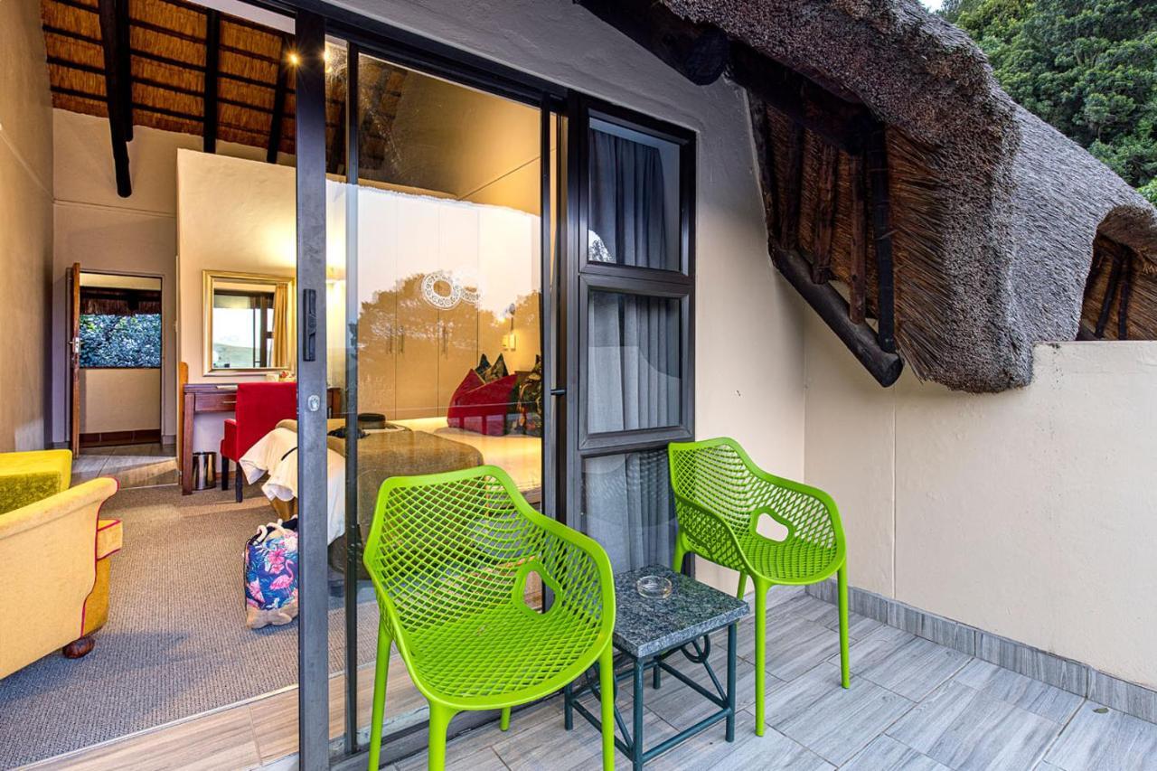 Cavern Resort & Spa Bergville Bagian luar foto