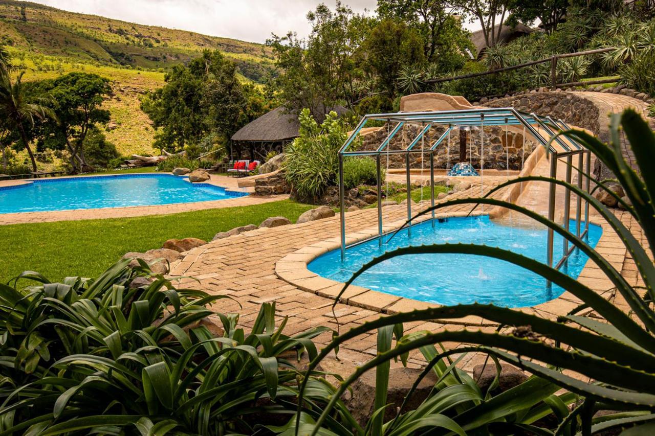 Cavern Resort & Spa Bergville Bagian luar foto
