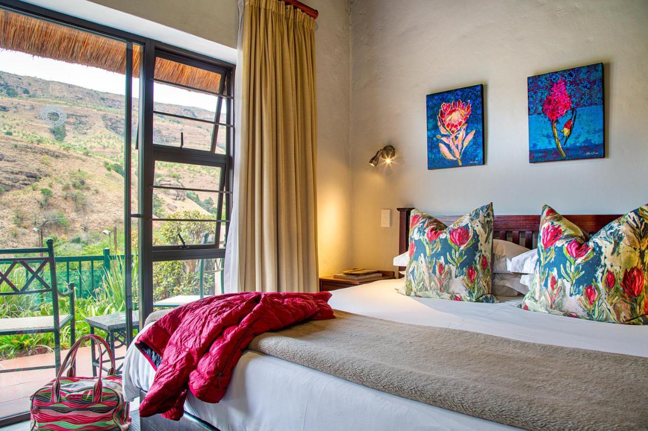 Cavern Resort & Spa Bergville Bagian luar foto