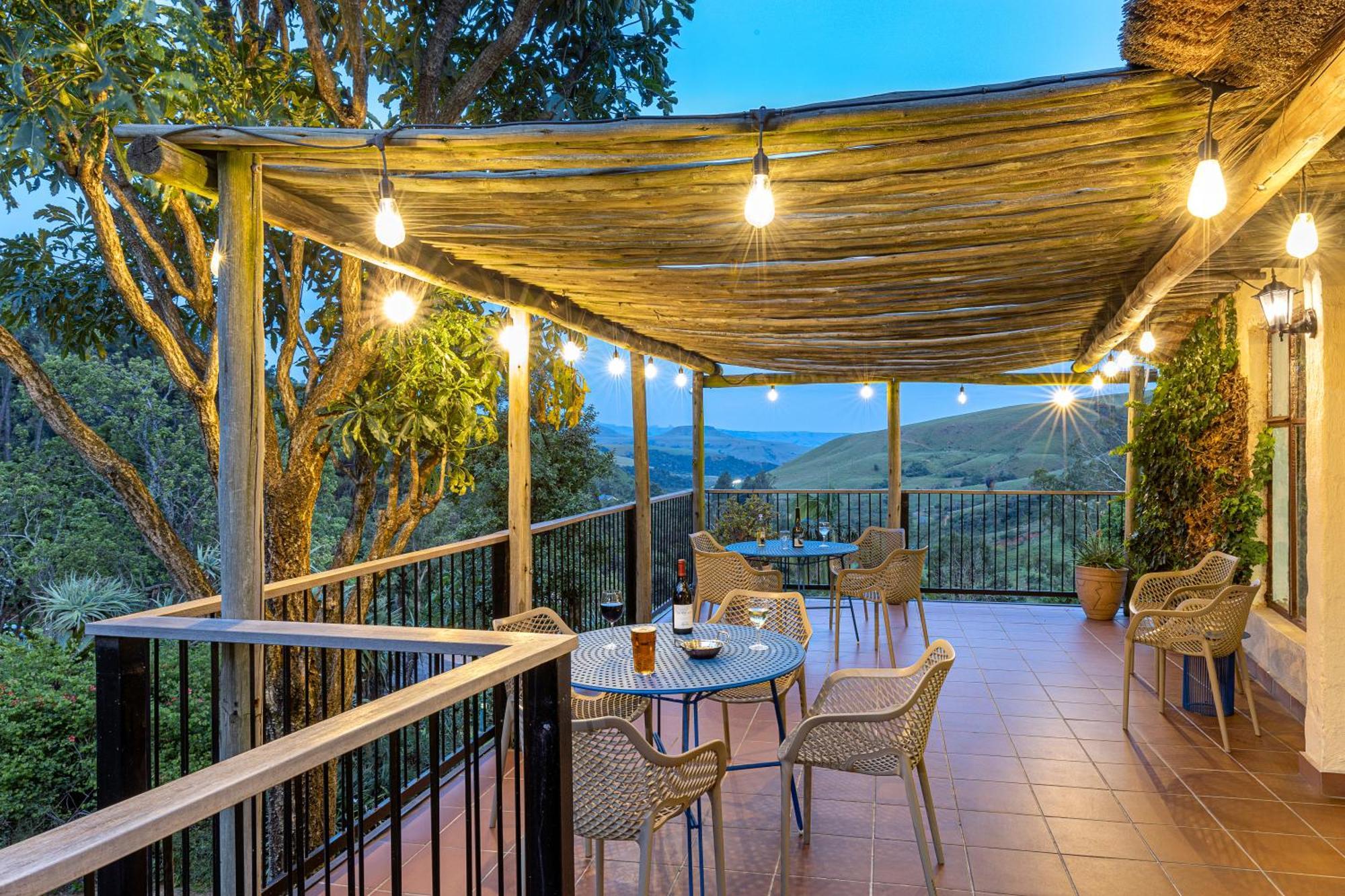 Cavern Resort & Spa Bergville Bagian luar foto