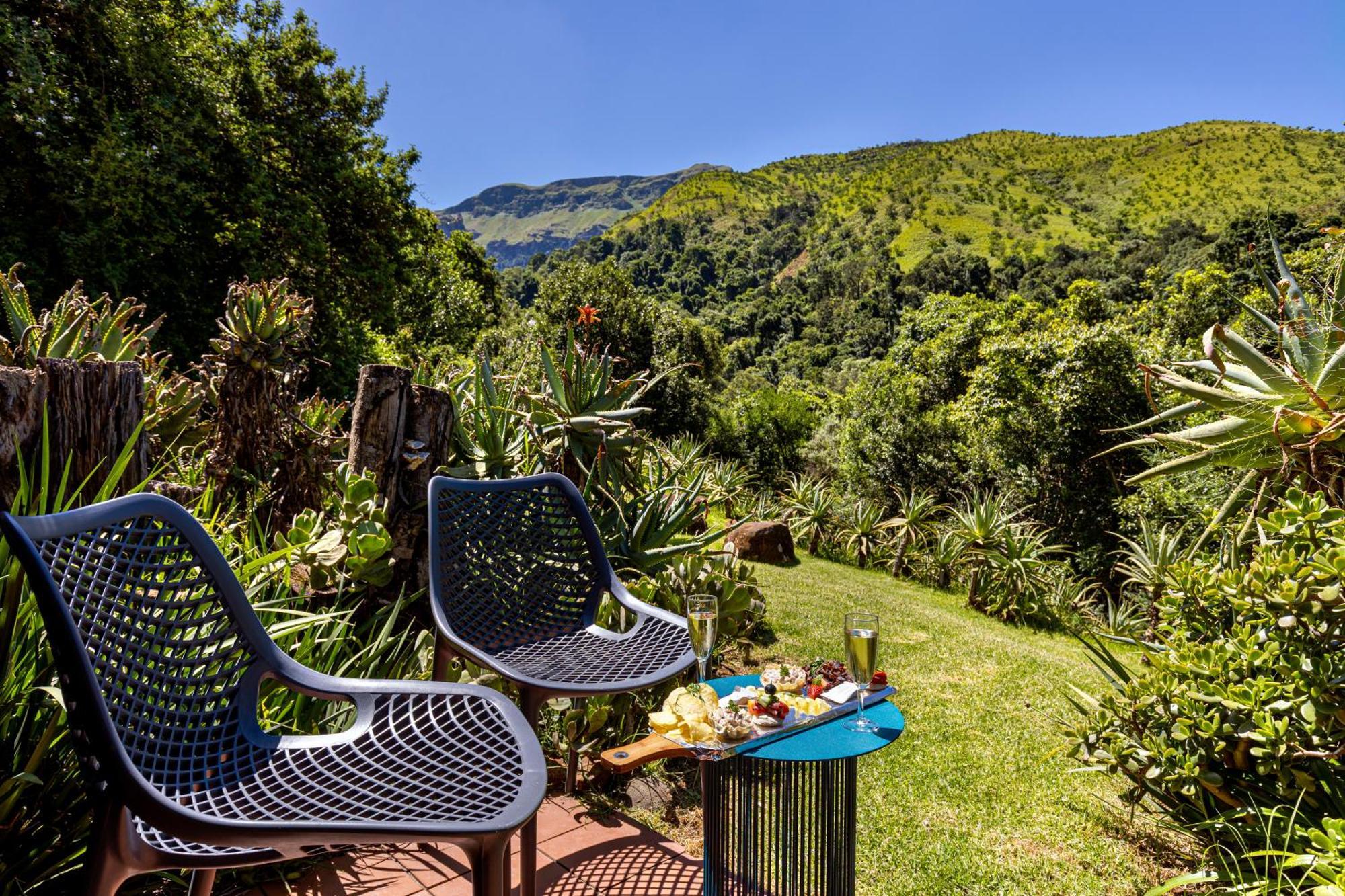 Cavern Resort & Spa Bergville Bagian luar foto