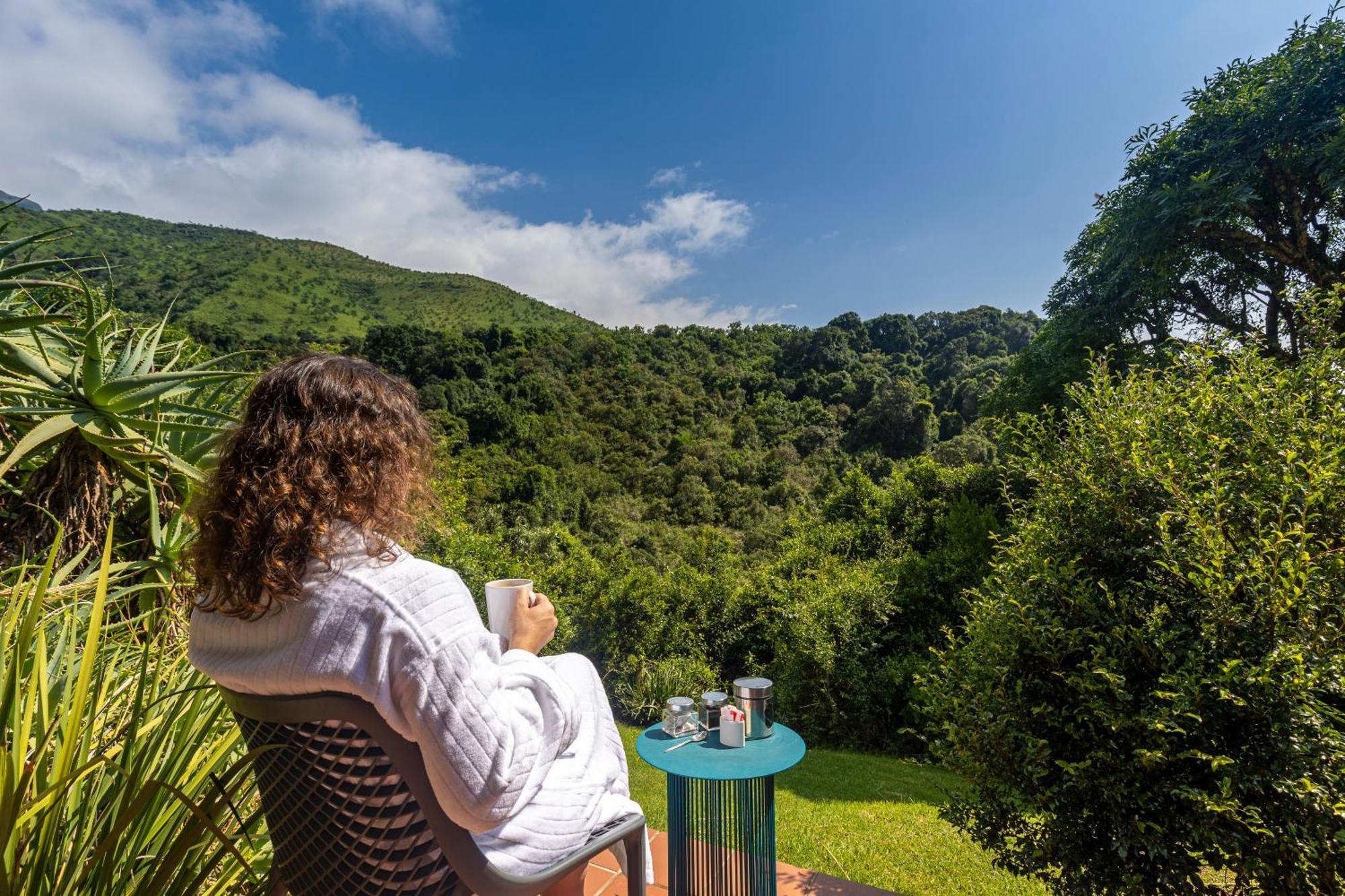 Cavern Resort & Spa Bergville Bagian luar foto