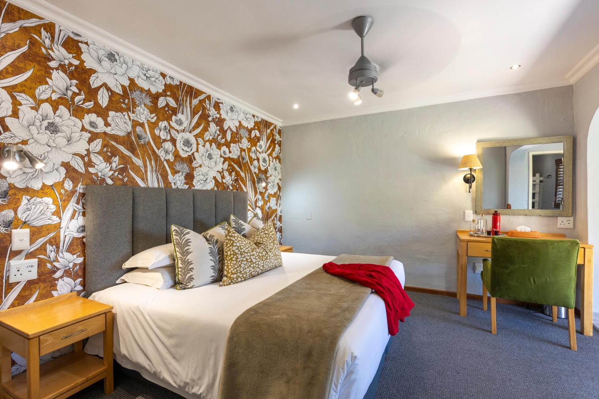 Cavern Resort & Spa Bergville Bagian luar foto